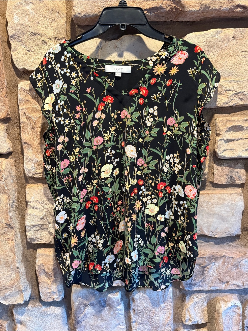 LOFT Black Floral cap sleeve shirt size L